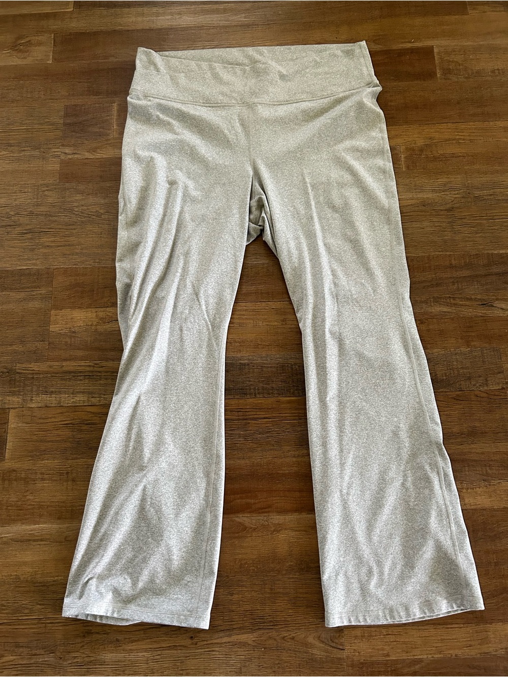 Old Navy flare leggings